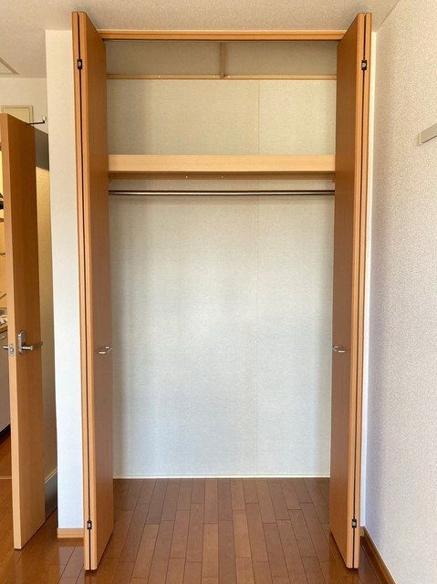 カルム茶屋坂（ＷＥＳＴ棟）の収納|★クローゼット★