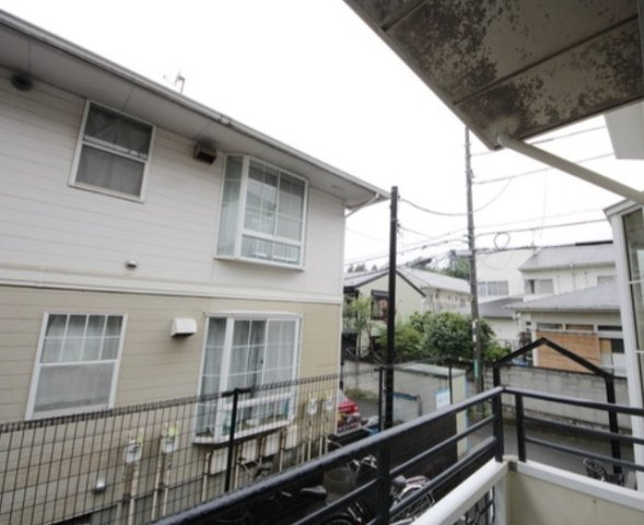 座間市ひばりが丘３丁目のアパートの展望