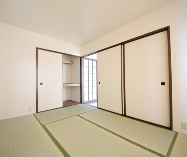 座間市ひばりが丘３丁目のアパートの内装