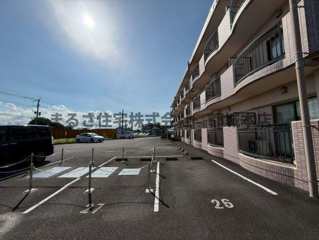サンライズ金田の駐車場