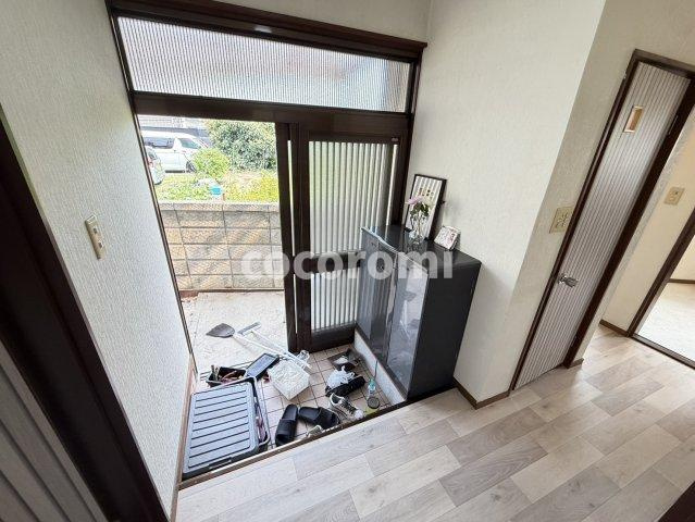 片鉾本町戸建の玄関