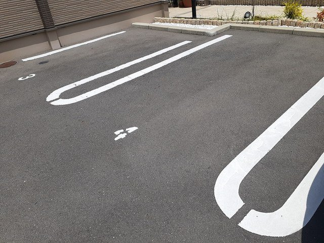 アンランジュの駐車場