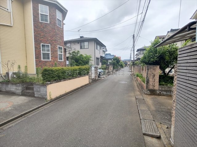 【前面道路含む現地写真】の画像