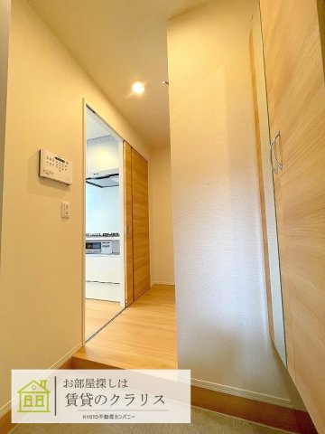 アレーズ向日町の玄関