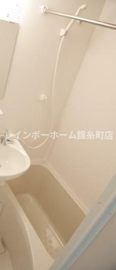 プレシャスオパールの浴室