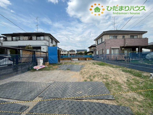 熊谷市見晴町第3　新築一戸建て　クライン　01の駐車場