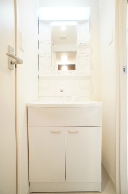 リブリ・そよかぜの独立洗面台