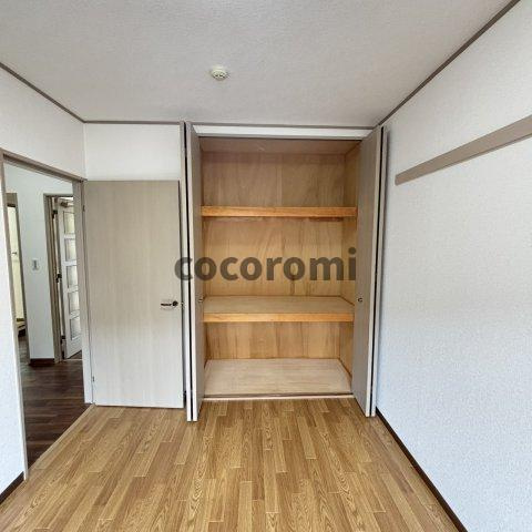 東香里野村マンションの収納
