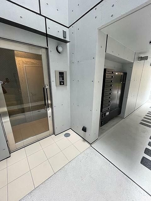 Skytree Hills Marikoのエントランス