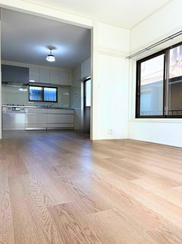 中央林間5丁目戸建の居間・リビング