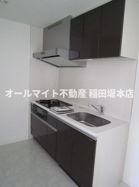 世田谷区喜多見９丁目の賃貸マンションのキッチン