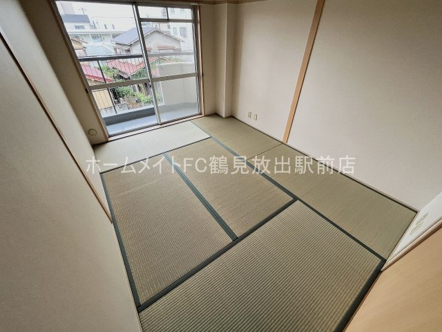 大阪市鶴見区今津南１丁目の賃貸マンションの和室