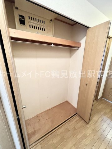大阪市鶴見区鶴見３丁目の賃貸マンションの収納