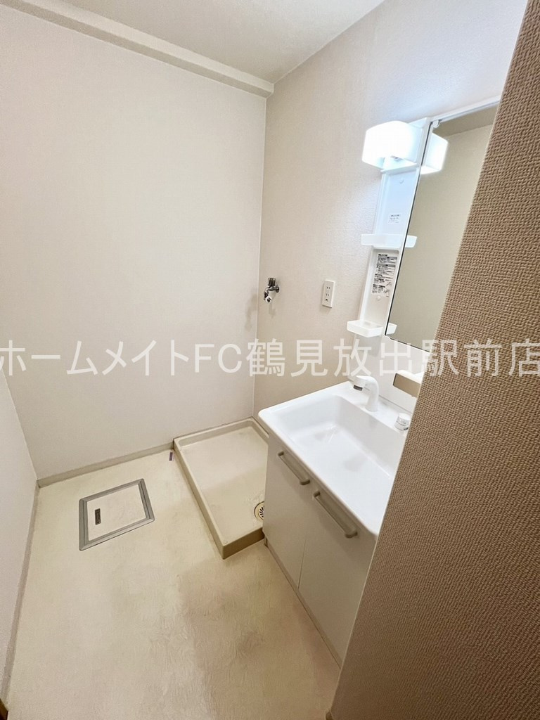 大阪市鶴見区鶴見３丁目の賃貸マンションの洗面所