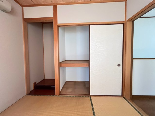 陸ノ町戸建の収納