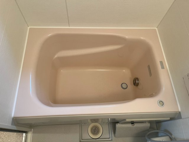 陸ノ町戸建の浴室