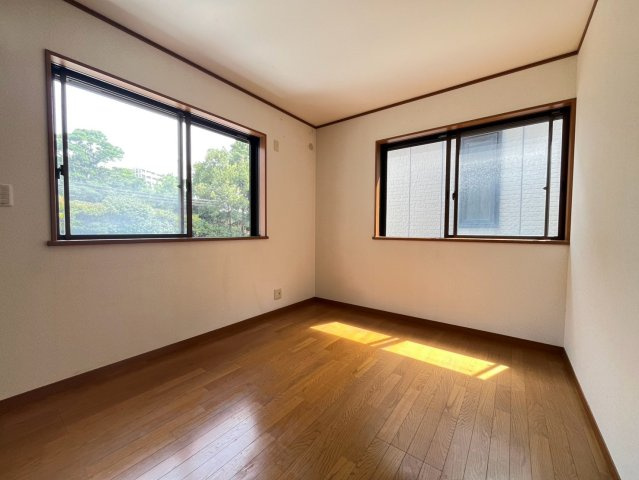 陸ノ町戸建の寝室