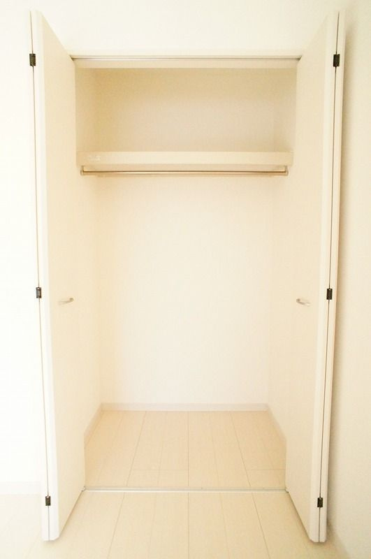 川崎市多摩区枡形４丁目の賃貸マンションの収納