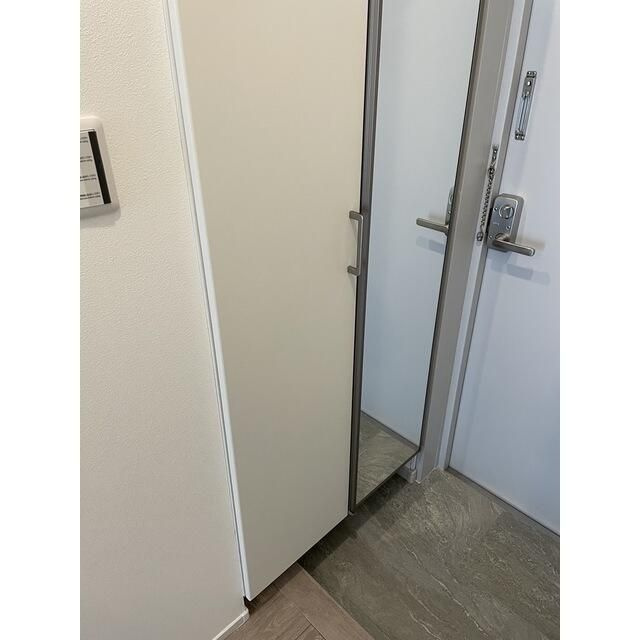 リヴレ駒場の玄関
