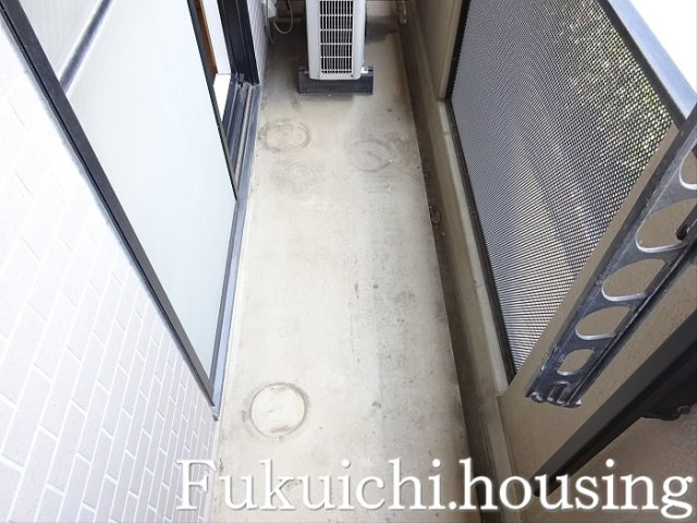 ミレニアム経堂のバルコニー