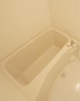 ココリータ戸塚の浴室