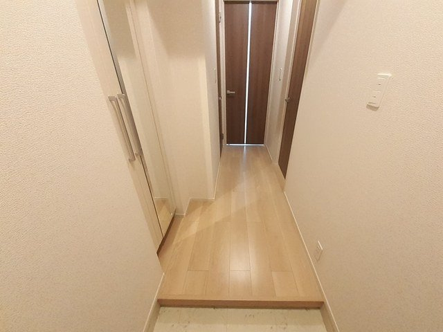 【玄関】 | ラ　フォレスタ　ソレ