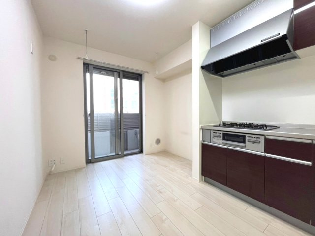 神戸市兵庫区船大工町のマンションの居間・リビング|居間です