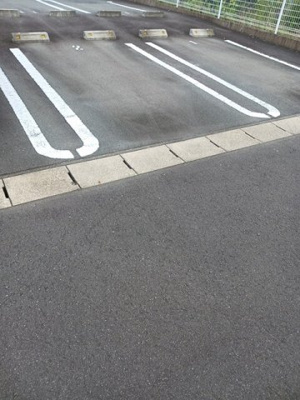 【駐車場】 | ラピス・アーテル　Ⅱ