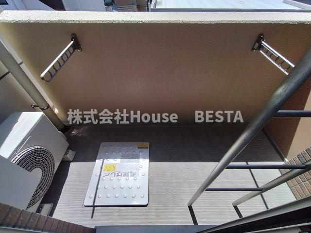 プレサンス三宮エレガンシアのバルコニー
