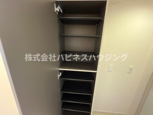 ラフィネ　柏の収納|下駄箱