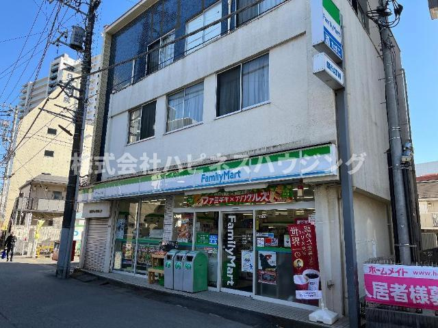 ラフィネ　柏の周辺|ファミリーマートマツマル柏店まで30ｍ