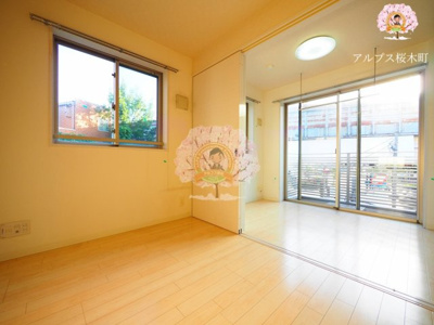 【居間・リビング】 | ウィステリア三ツ沢 | 別部屋参考写真