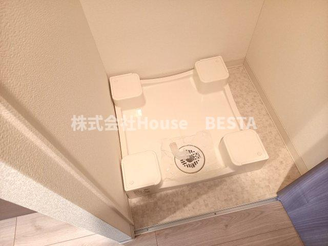 プレサンスジェネ新神戸ステーションフロントの洗面所