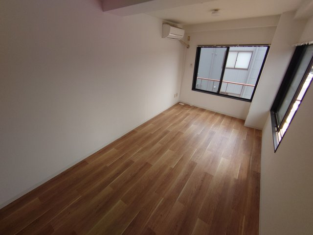 【寝室】 | カースル仁川