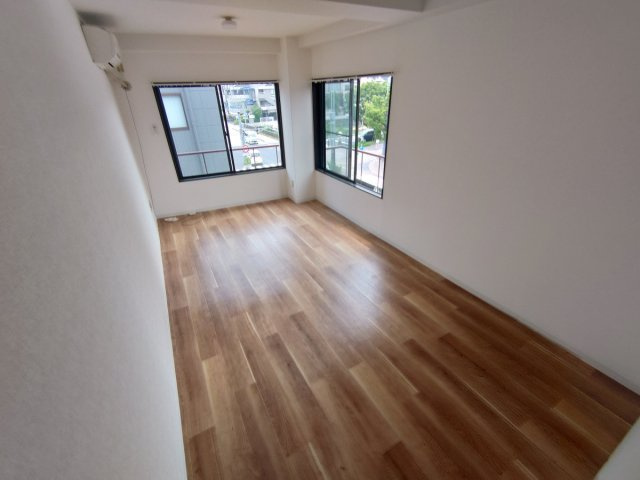 【寝室】 | カースル仁川