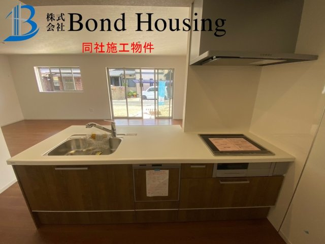 WIC完備収納豊富　大久保町松陰山手1期　新築4区画　2号棟のキッチン