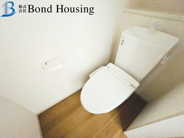 BELS取得物件　大久保町松陰山手1期　新築6区画　4号棟のトイレ