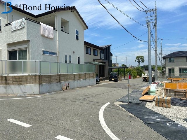 BELS取得物件　大久保町松陰山手1期　新築4区画　4号棟の前面道路含む現地写真
