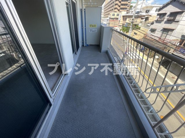 上高丸コーポラスのバルコニー