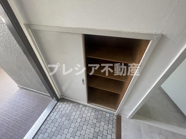 上高丸コーポラスの収納