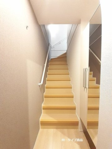 ライズひまわりの玄関