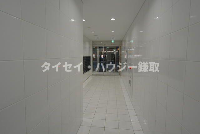 ＧＲＡＳＳ　ＳＱＵＡＲＥ六番館のエントランス
