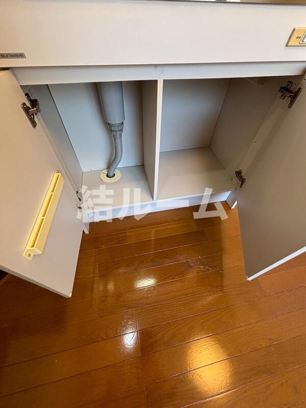 練馬区小竹町２丁目のアパートの収納