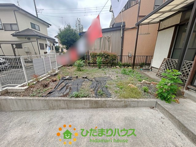 羽生市上岩瀬1期　中古一戸建ての庭