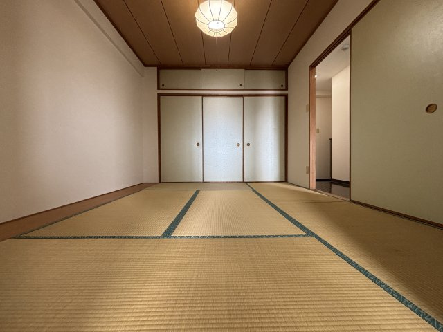 ライオンズマンション熱海の和室