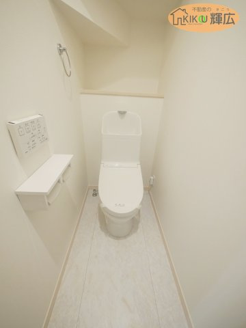 姫路市奥山　中古戸建のトイレ