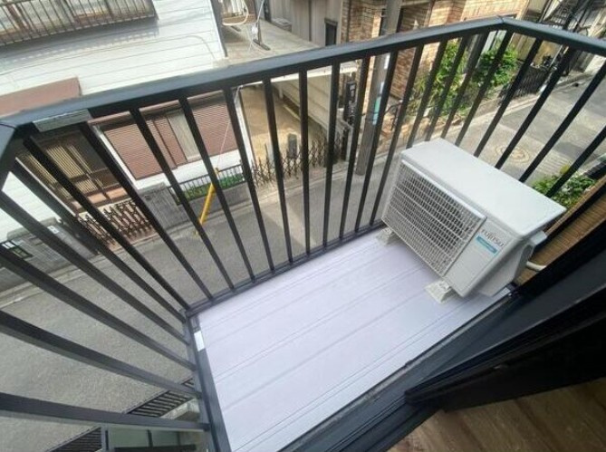 二和壱番館のバルコニー