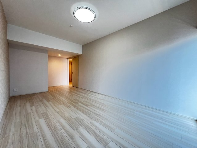 プレジオ北浜の洋室
