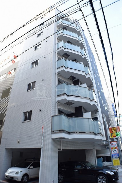 CHATEAU NAMBA RIPPLEの外観