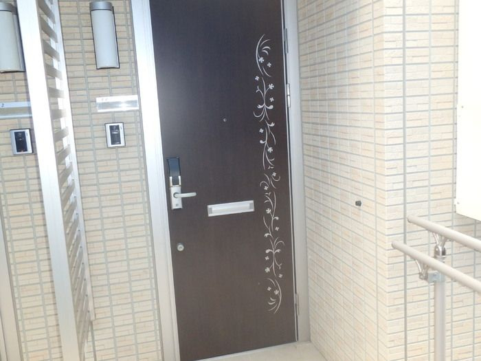 セジュールリュンヌの玄関